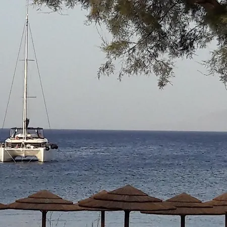 Arion Bay Santorini Hotel 3*